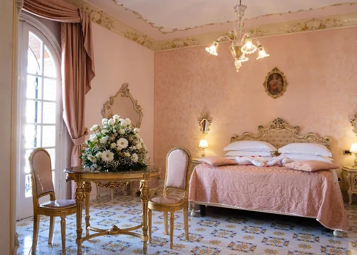 Hotel Grand La Sonrisa SantʼAntonio Abate