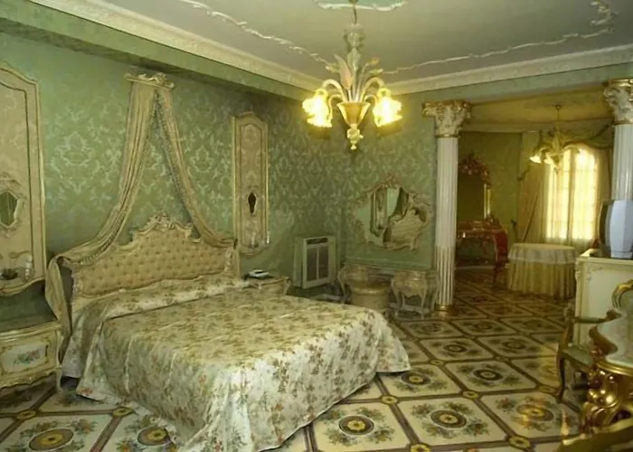 Grand La Sonrisa Hotel