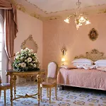Hotel Grand La Sonrisa SantʼAntonio Abate