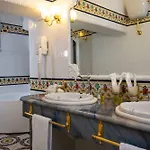 Hotel Grand La Sonrisa