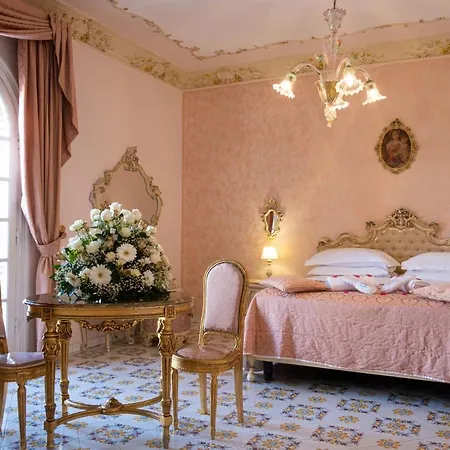 فندق Grand La Sonrisa SantʼAntonio Abate