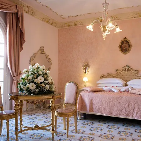 Grand La Sonrisa Hotel SantʼAntonio Abate